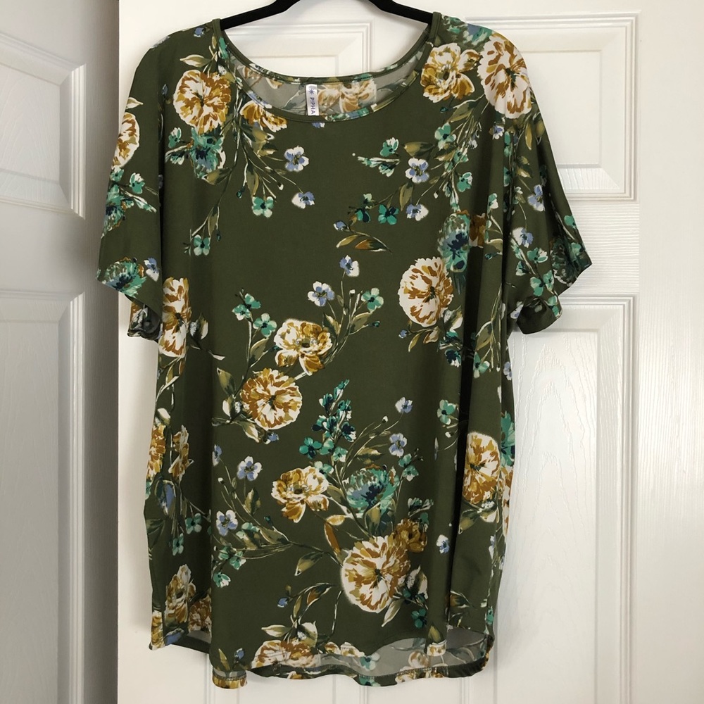 Piphany Floral Top XL EUC!